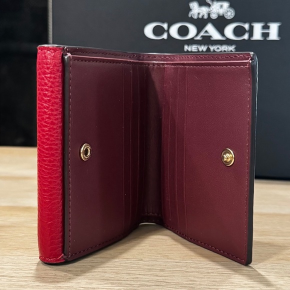 Coach Red Pebble Leather Pepper Wallet "Cute and Compact" - Picture 7 of 9